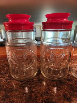 5 total Vintage Maxwell House Coffee bottles.