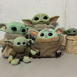Baby Yoda Plushies 