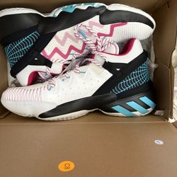 DON Issue 2 Marvels Spidey Sense Size 13