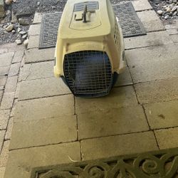 Pet Mate Pet Carrier