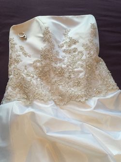 Wedding dress