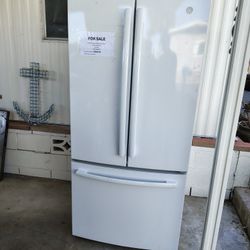 GE Refrigerator 