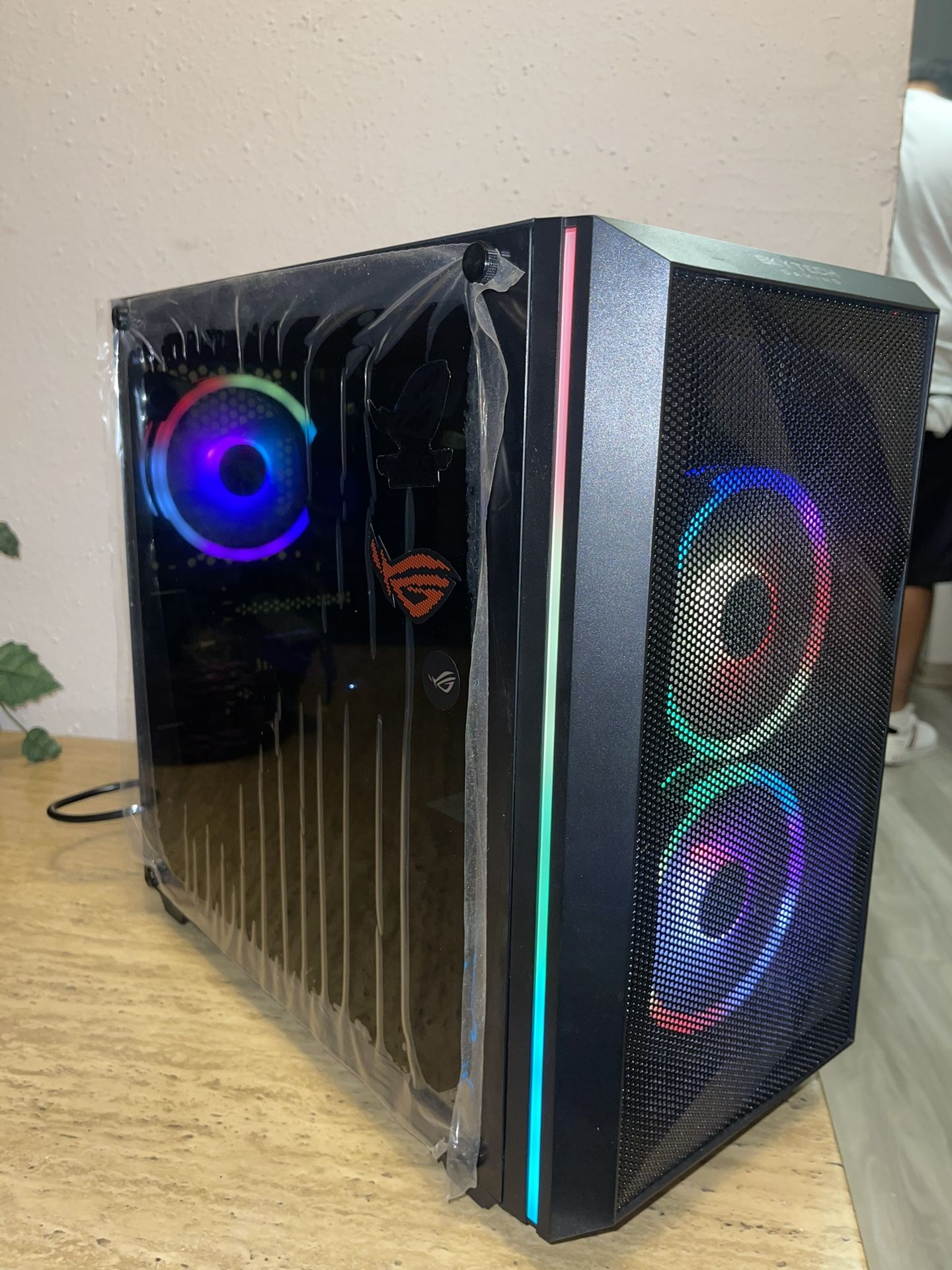 PC Gaming Skytech Ryzen 5 3600, GTX 1660 SUPER, 16GB RAM, 500GB SSD, Windows 10H