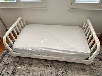 Toddler Jenny Lind Bed from Land on Nod