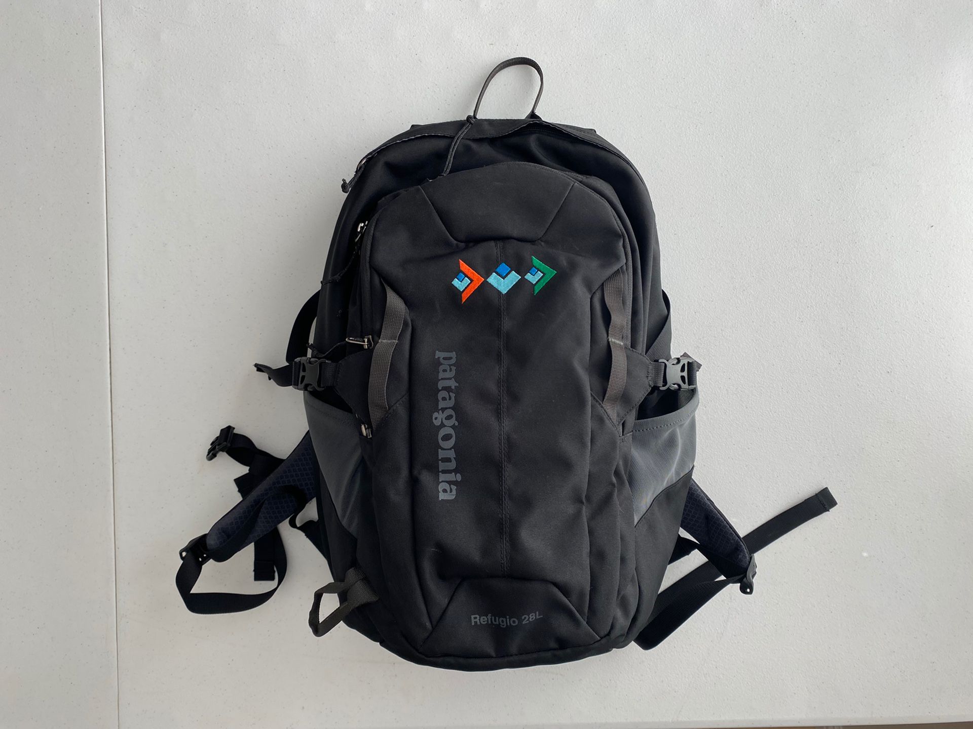 Patagonia Refugio Hiking Backpack 28L (black) - Travel Laptop Bag School