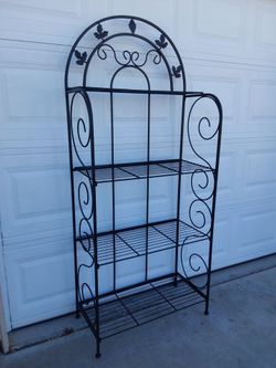 Garden shelf