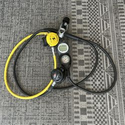 Scuba regulator set