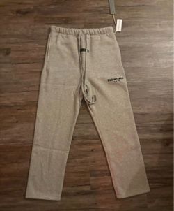 Fear of God essentials sweat pants $35 size medium
