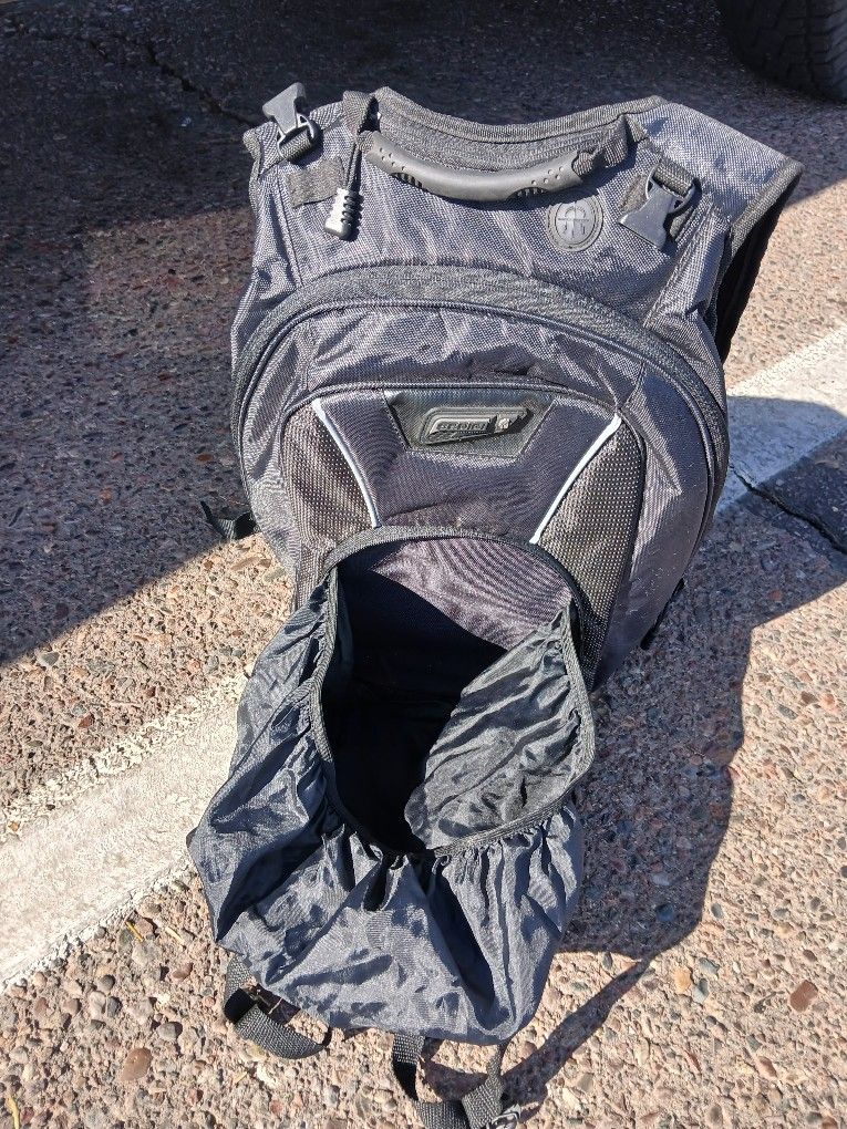 Sedici Motorcycle Helmet Backpack-