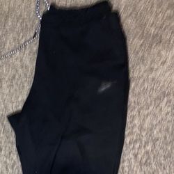 Black nike tech fleece sweatpants (small)