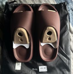 Yzy ys-01 slides fudge size 8