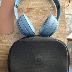 Beats Solo 4