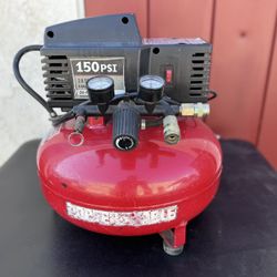 Porter Cable 6 Gallon Pancake Air Compressor (Great Condition)