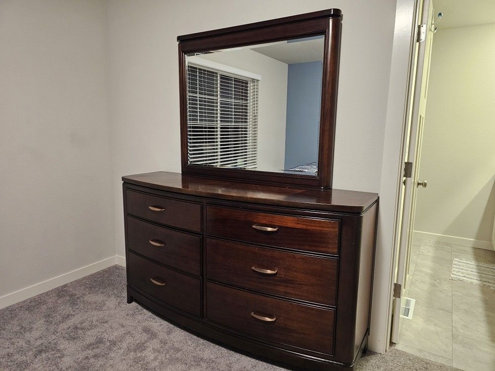 Dresser with mirror