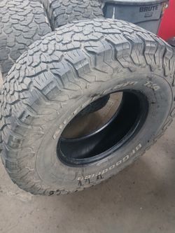 285/75R16 Bfgoodrich Ko2 Tires (3)
