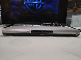 TOSHIBA DVD & CD PLAYER