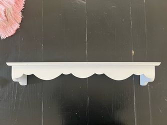 White Wood Wall Shelf with Scalloped Edge