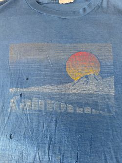 Vintage California sunset graphic T-shirt