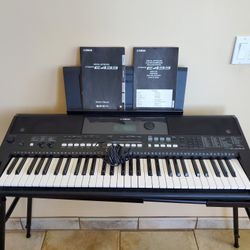 Yamaha Keyboard