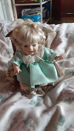 Musical doll in chair plays music easy car drawings