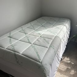  X-Long Twin Bed Mattress (XL Twin)