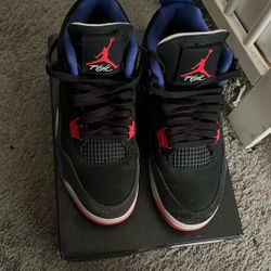 Jordan 4s