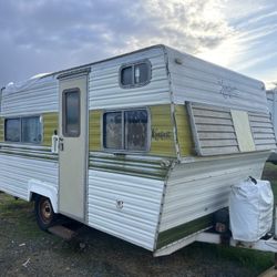1975 Komfort Trailer 