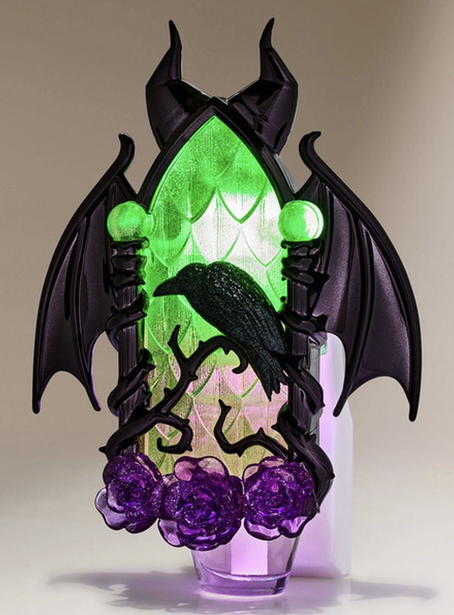 Limited Edition!©️Disney VILLAINS BATH & BODY WORKS💚🪄🏰🐉MALEFICENT 🐉🏰🪄💚Light-up wallflowers fragrance plug    