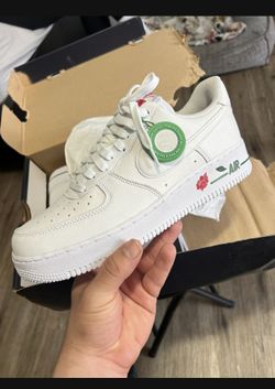 White Air Force 1 Low Rose Size 9