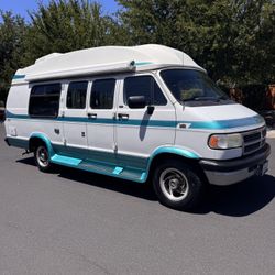 1996 Class B Coachmen Low Miles Clean !!! 