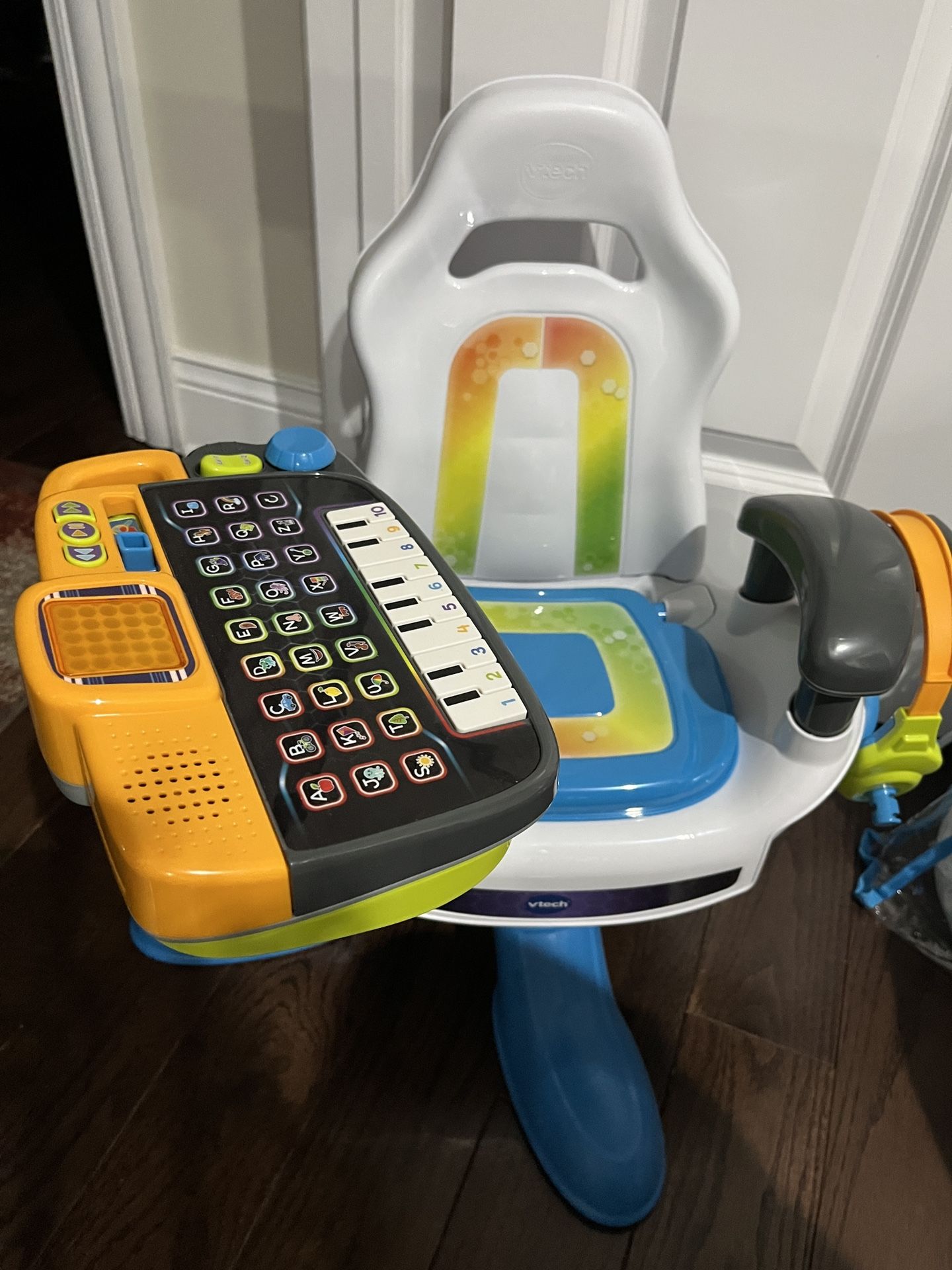Vetch Level Up Game Chair
