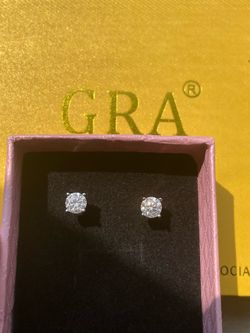 Moissanite VVS1 Stud Earrings 0.5 ct each/Pink Jewelry Box /925 Sterling Silver