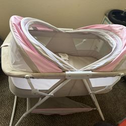 Bassinet for baby girl