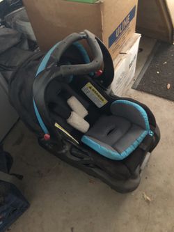 Babytrend infant car seat