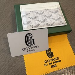 Luxury Card Holder Wallet – New With Box