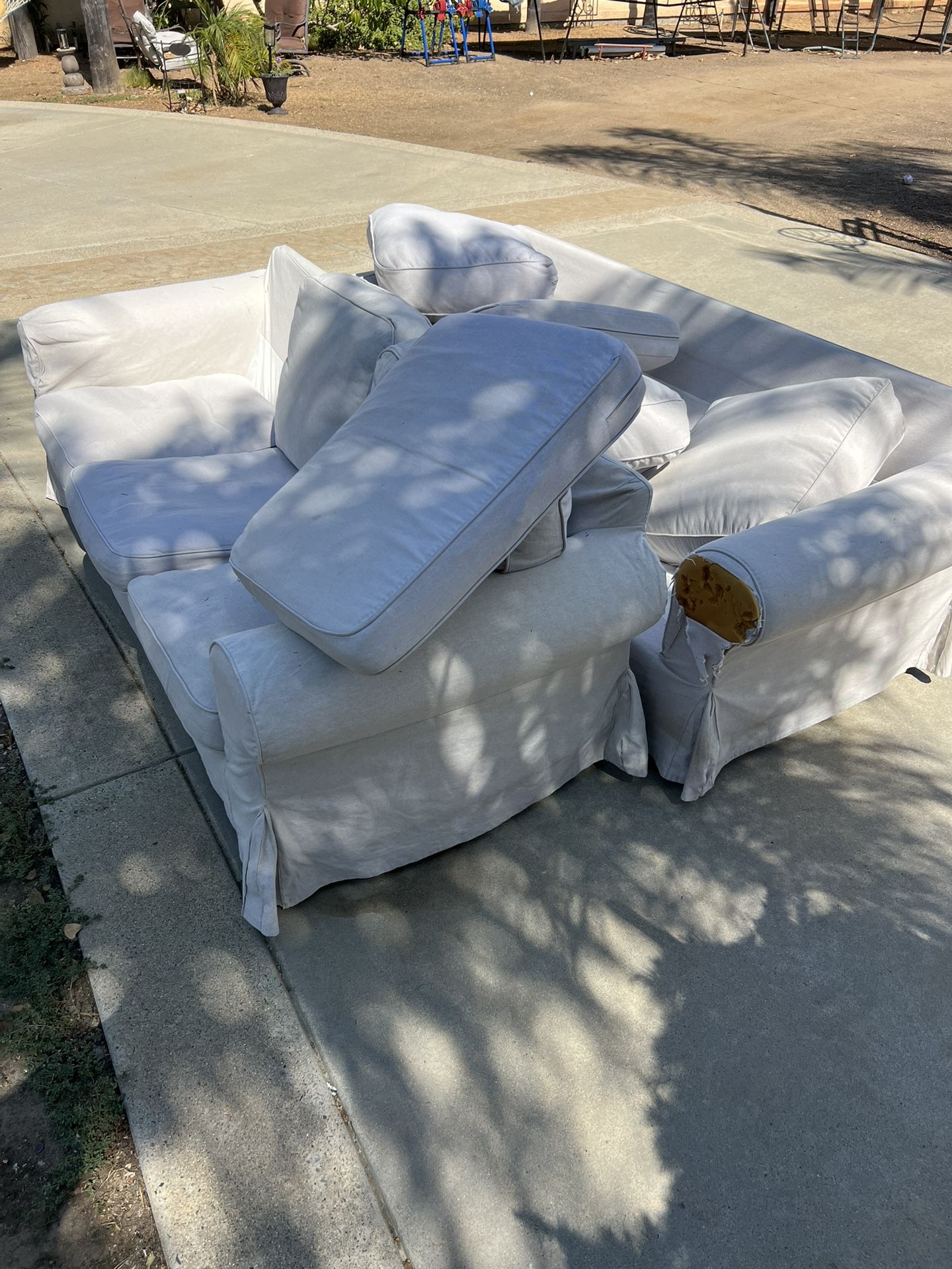Free Ikea Ektorp Couches