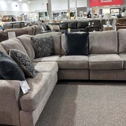 OM• $38 Initial • Brand New Bovr L Shape Sectional Living Room Couch 