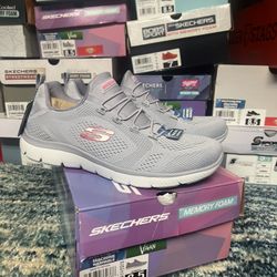 Skechers Woman #8.5