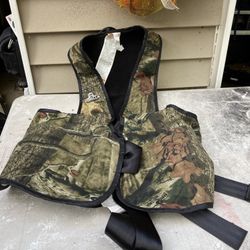Tree stand safety harness
