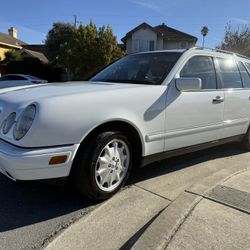 1998 Mercedes-Benz E-Class Wagon