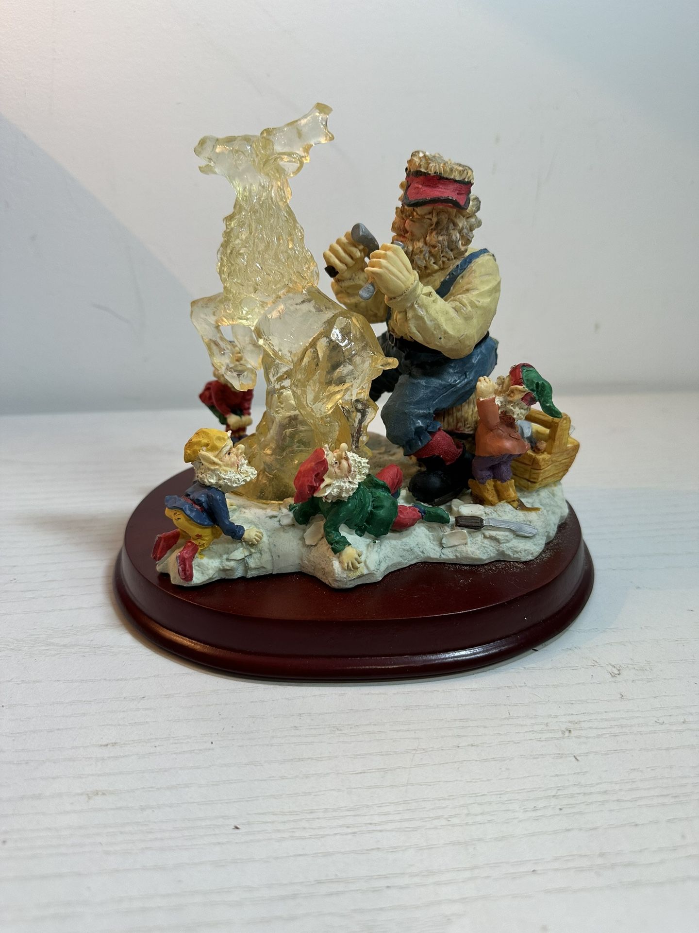 Vintage Christmas-Light up ICE CARVER SANTA FIGURINE w/Elves-Reindeer