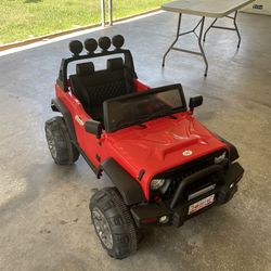 Remote Control Jeep with USB/Aux Connection