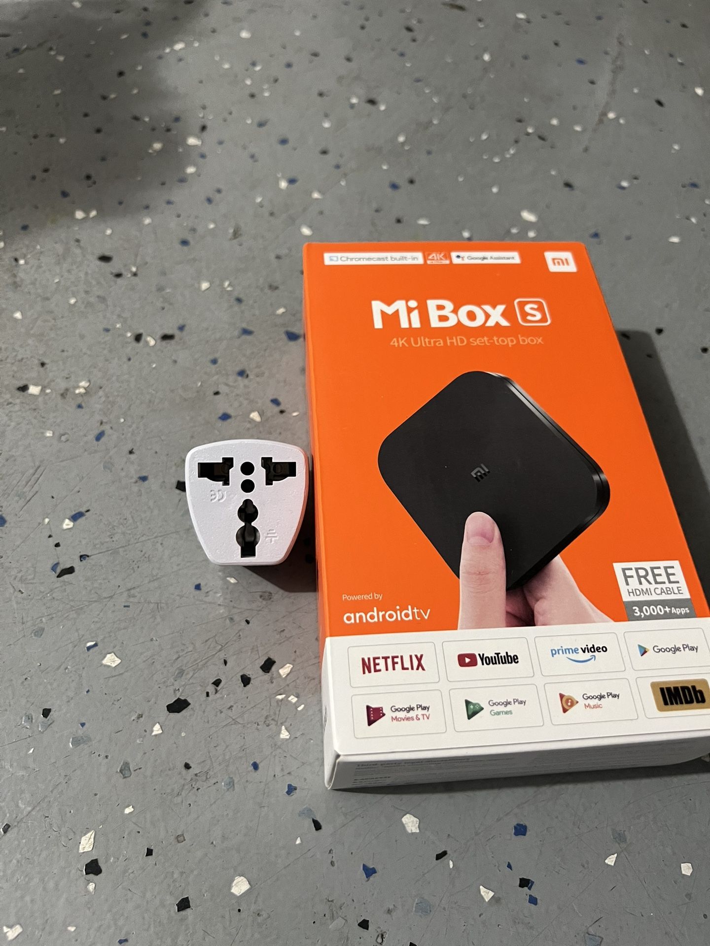 Mi Box S Android TV with Google Assistant Remote Streaming Media Player - Chromecast Built-in - 4K HDR - Wi-Fi - 8 Gb