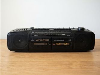 Vintage GE 3-5639A Dual Cassette Boombox AM/FM Radio 5-Band Graphic EQ (Broken Antenna)