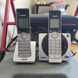 2 Vtech Cordless Phones 
