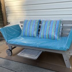 NEW PATIO CONVERTIBLE BENCH