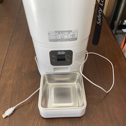 Pit Pet Auto Feeder