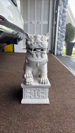 17 inch Chinese Lion