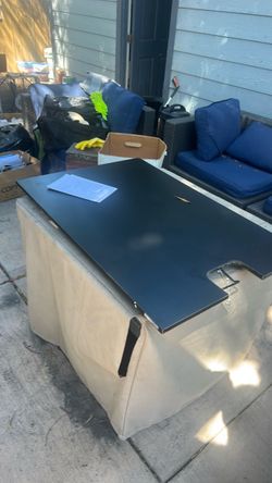 Rising desk top mechanical for stand up computer work