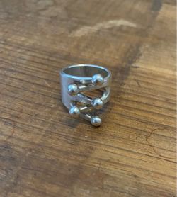 Vintage 1976 Boho Sterling Silver ‘Jester Ring’ - Size 6